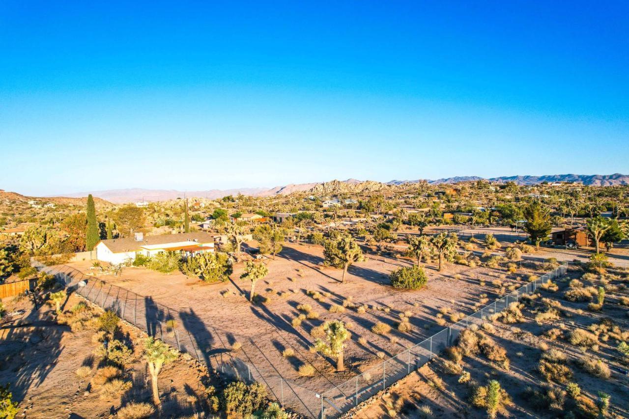 Villa Dez-Art Retreat Yucca Valley Exterior foto